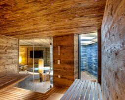 KLAFS_Engadiner Bauernhaus.jpg